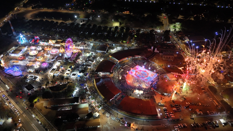 Noticia olimpia-encerra-61-festival-do-folclore-com-destaque-nacional-e-anuncia-rio-de